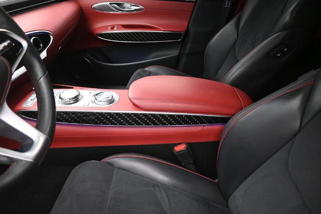 2022 Genesis Gv70 - $29,998