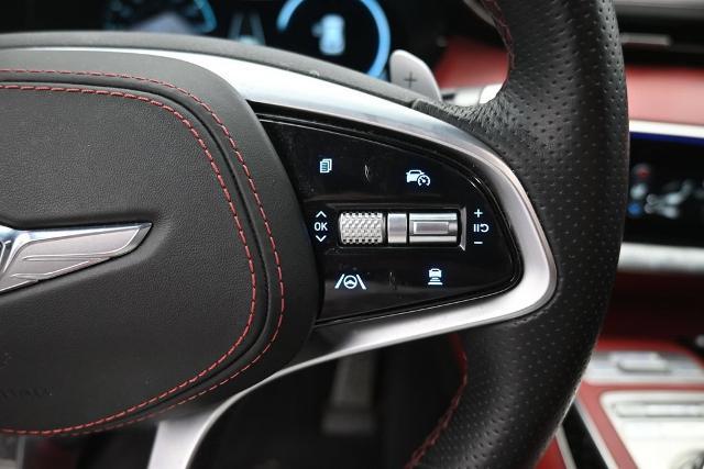 2022 Genesis Gv70 - $29,998