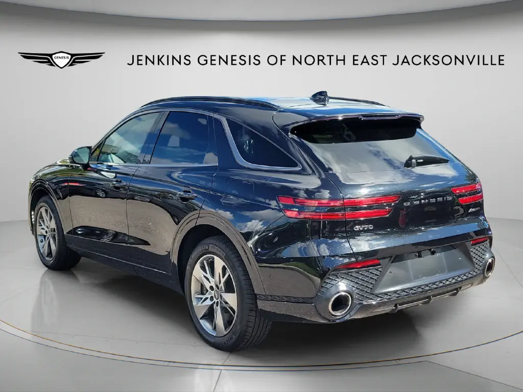 2023 Genesis Gv70 - $36,399