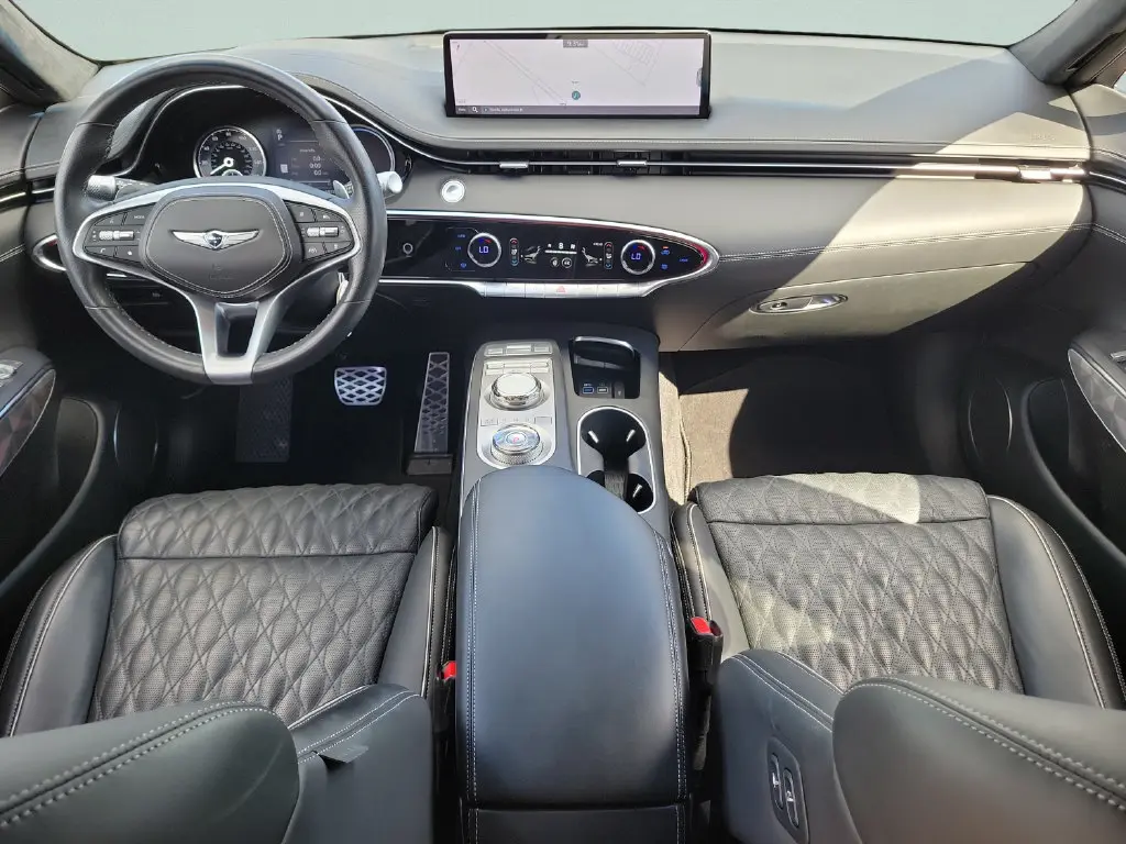 2023 Genesis Gv70 - $36,399