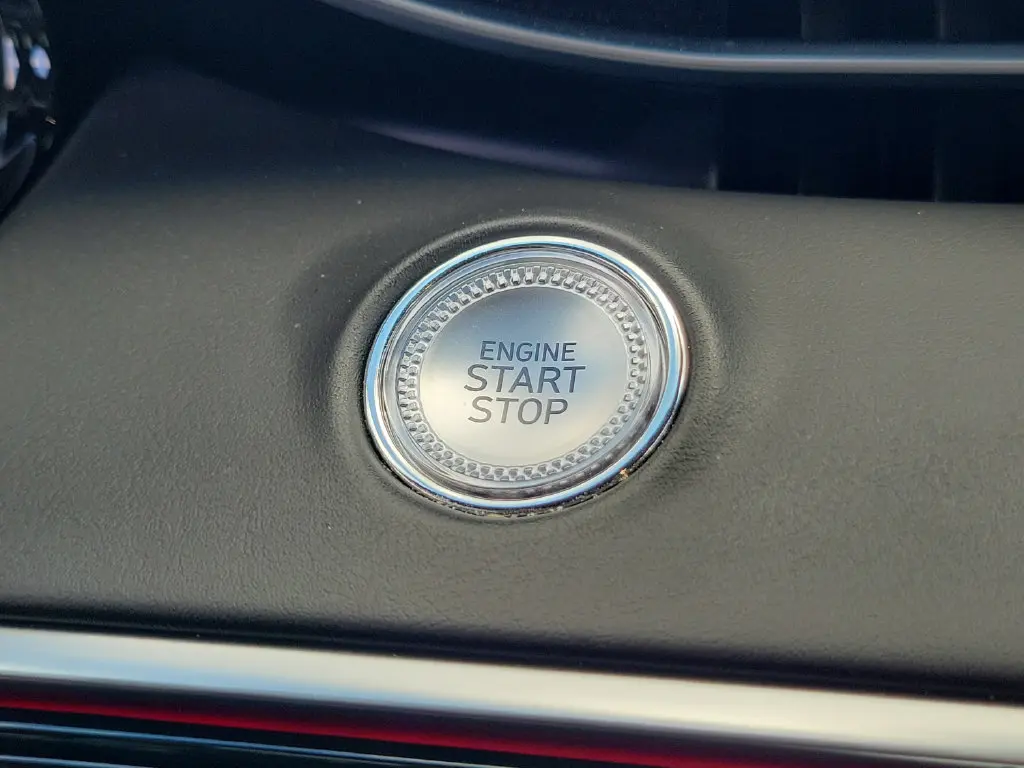 2023 Genesis Gv70 - $36,399