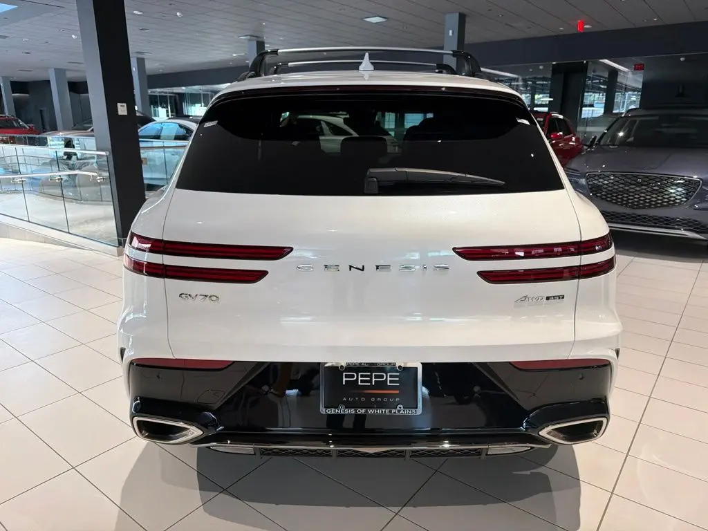 2026 Genesis Gv70 - $59,353
