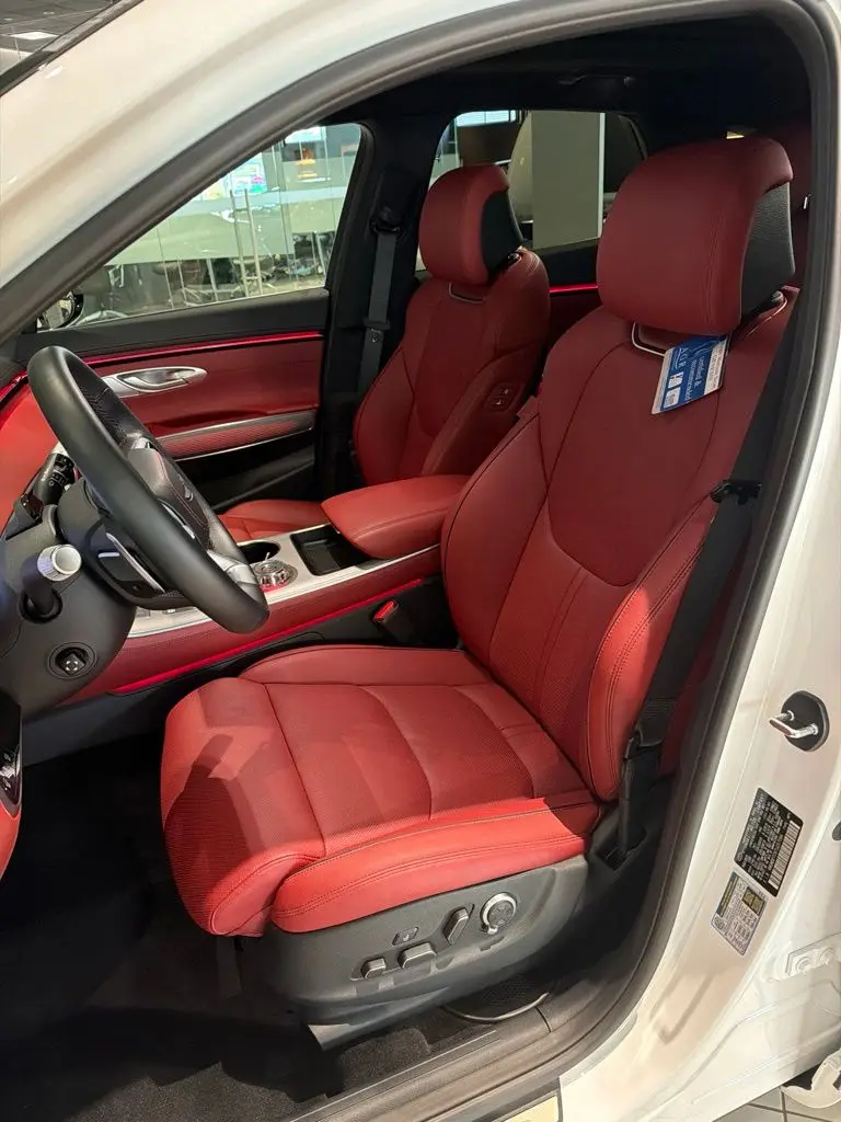 2026 Genesis Gv70 - $59,353
