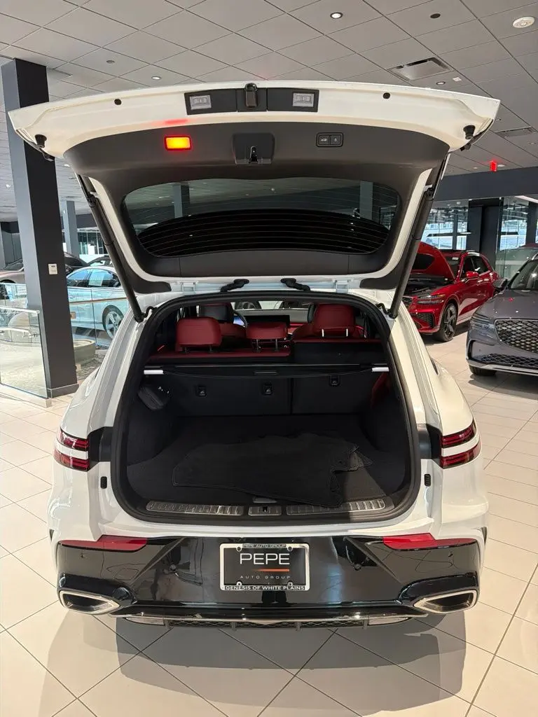 2026 Genesis Gv70 - $59,353