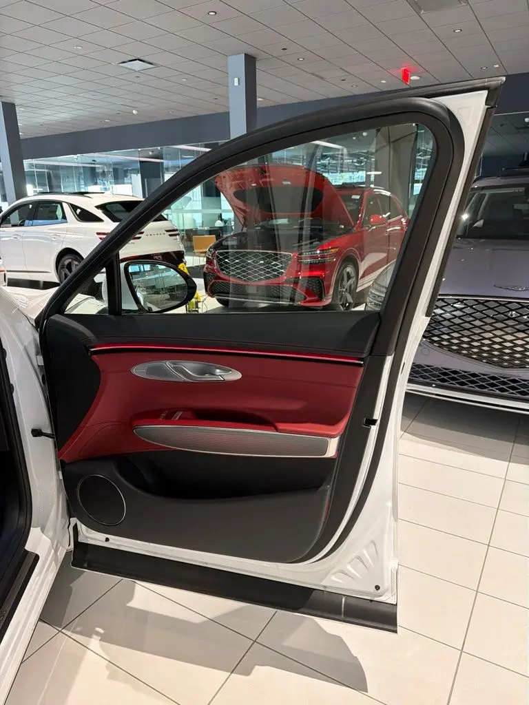 2026 Genesis Gv70 - $59,353