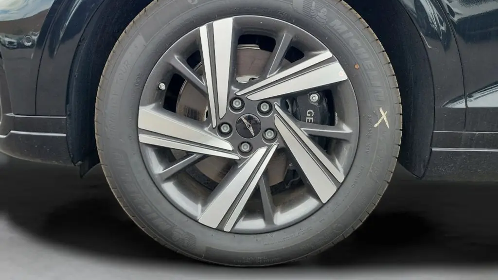 2026 Genesis GV70 3.5T Sport Advanced