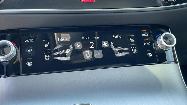 2026 Genesis GV70 3.5T Sport Advanced