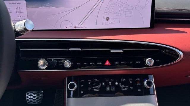 2026 Genesis GV70 3.5T Sport Advanced