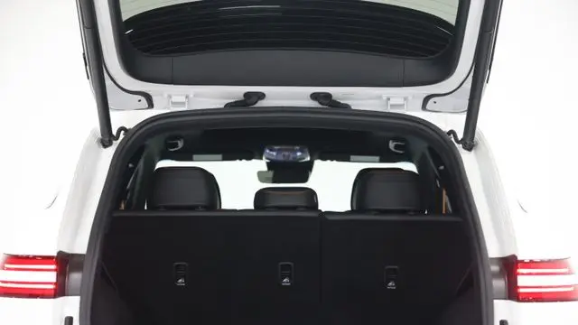 2026 Genesis GV70 3.5T Sport Advanced