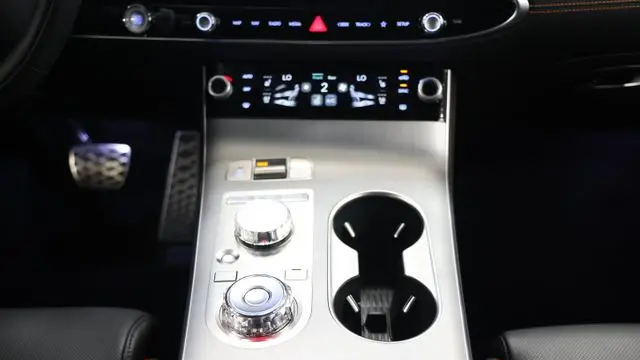 2026 Genesis GV70 3.5T Sport Advanced