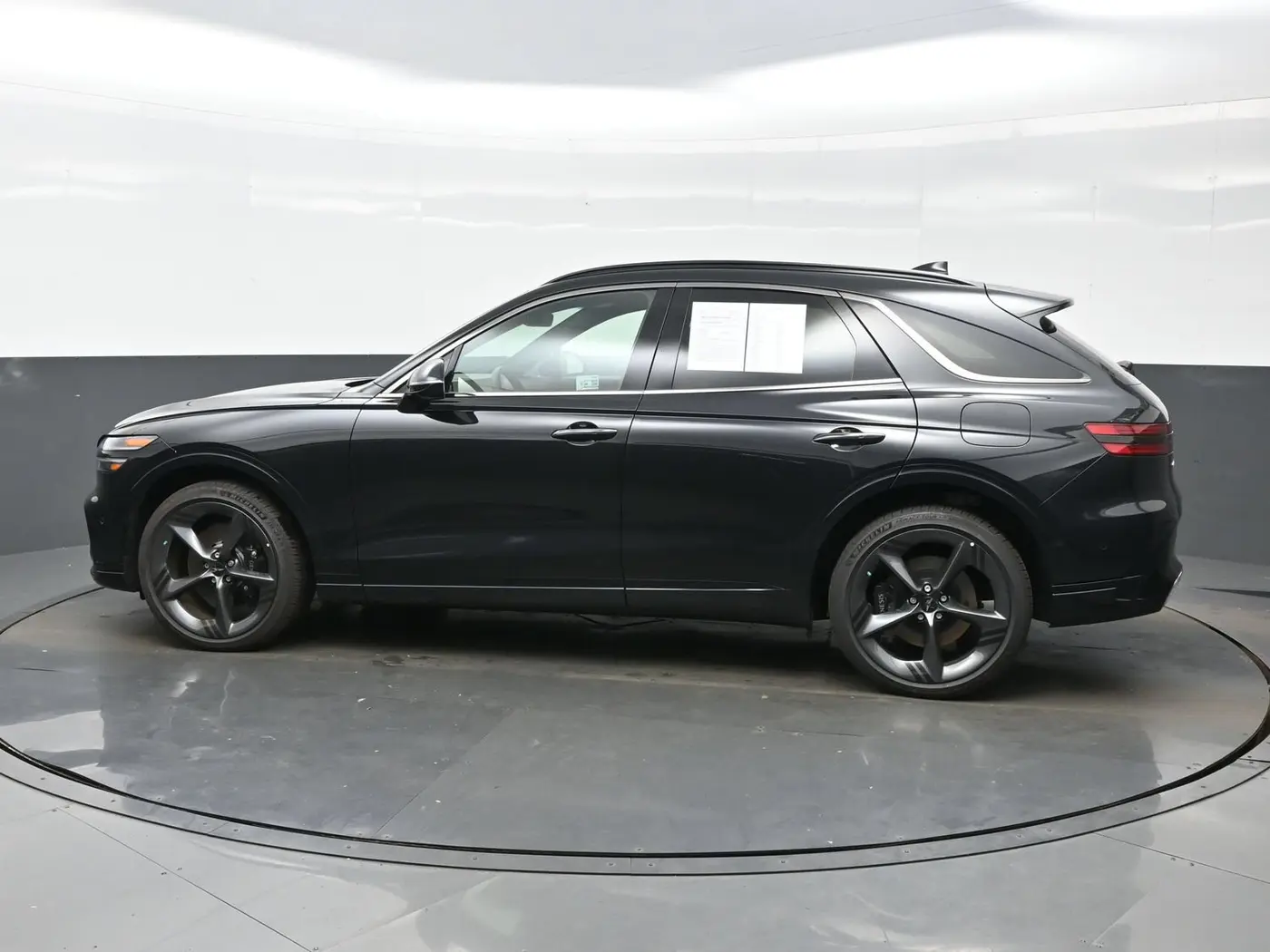 2026 Genesis Gv70 - $61,690