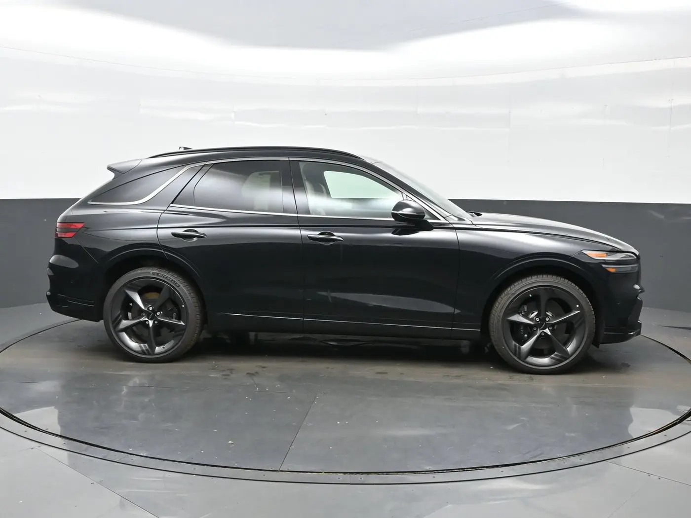 2026 Genesis Gv70 - $61,690