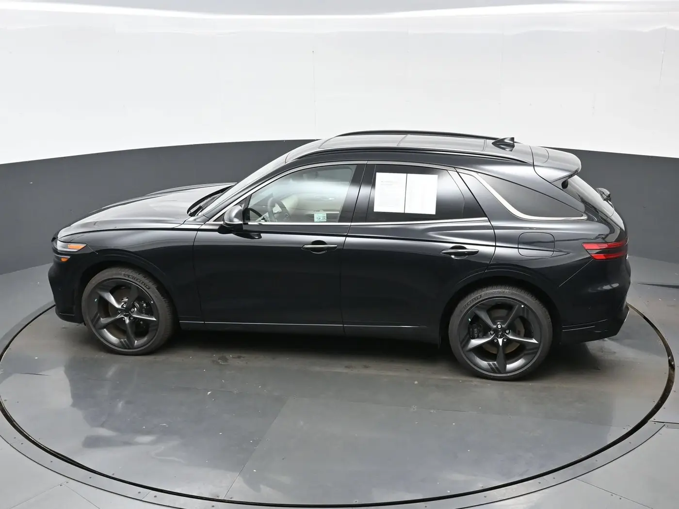 2026 Genesis Gv70 - $61,690