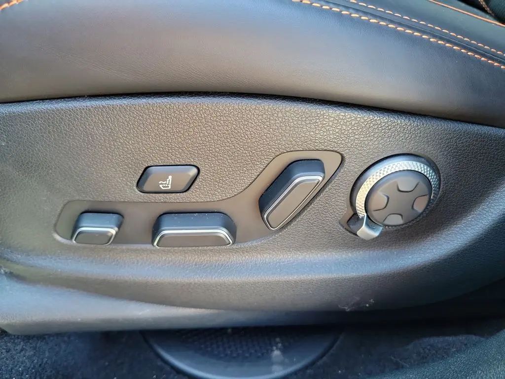 2026 Genesis Gv70 - $67,799