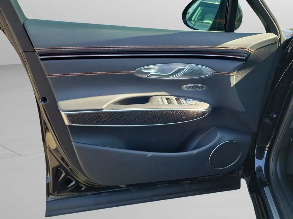 2026 Genesis Gv70 - $67,799