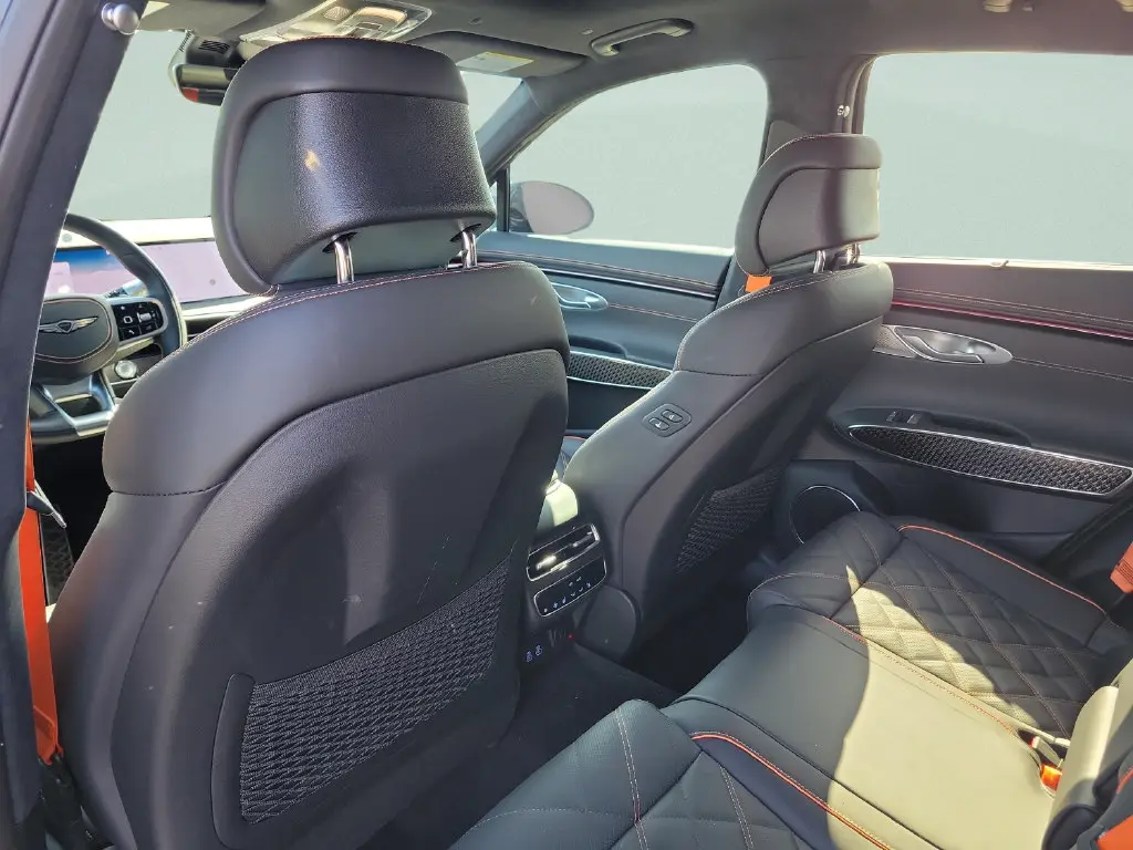 2026 Genesis Gv70 - $67,099