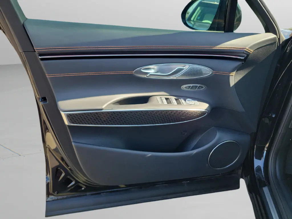 2026 Genesis Gv70 - $67,099
