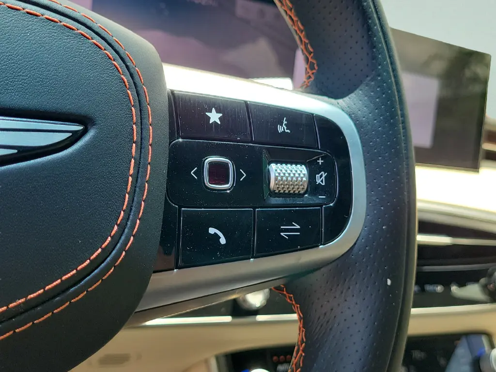 2026 Genesis Gv70 - $62,600