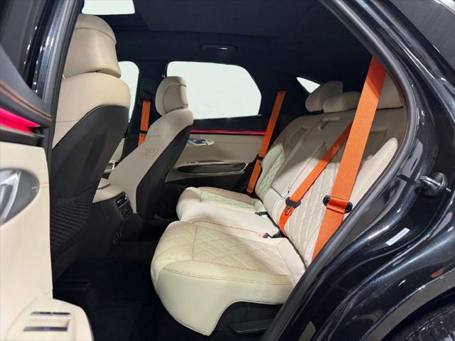 2026 Genesis Gv70 - $64,999