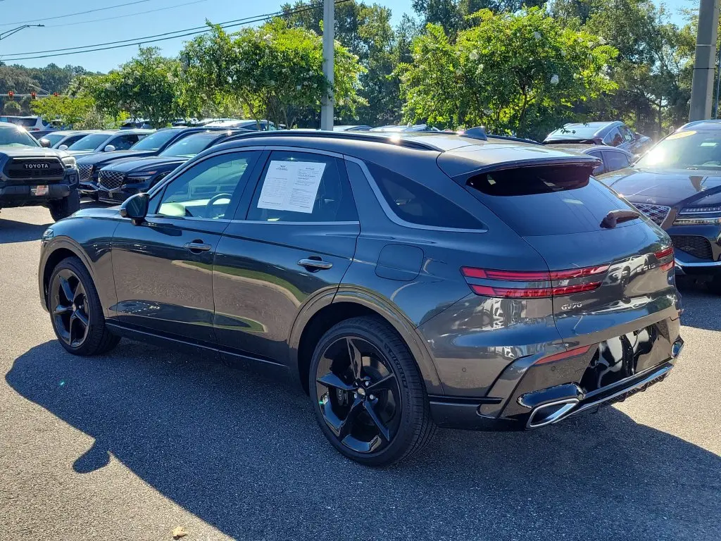 2026 Genesis Gv70 - $64,099