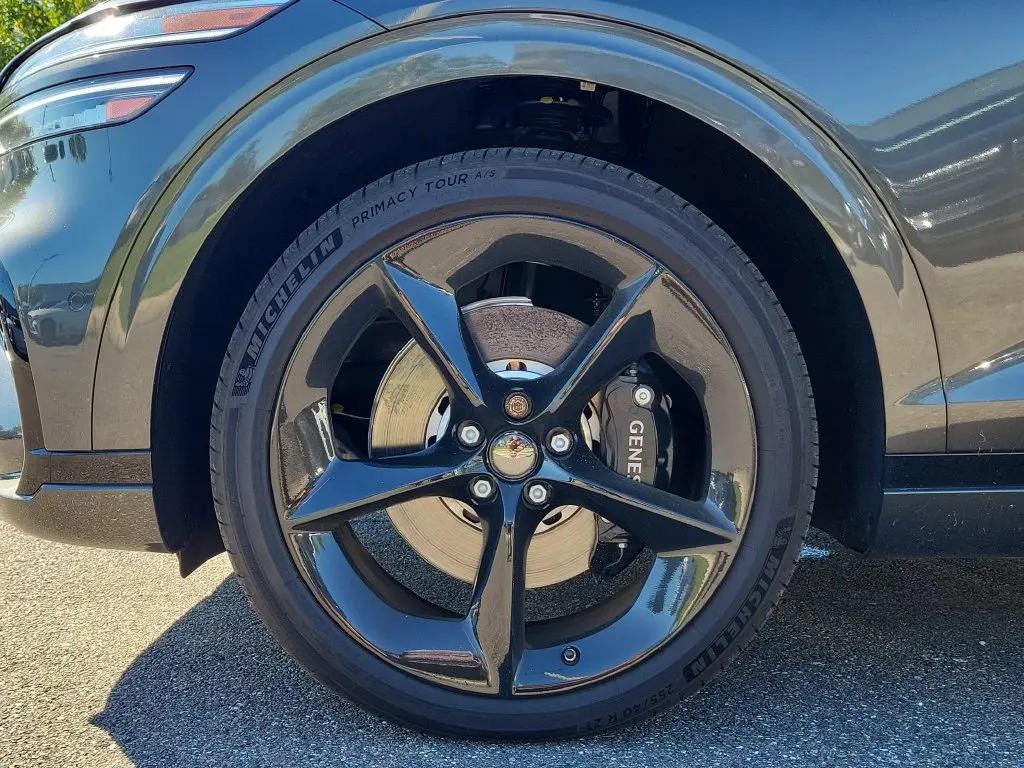 2026 Genesis Gv70 - $64,099