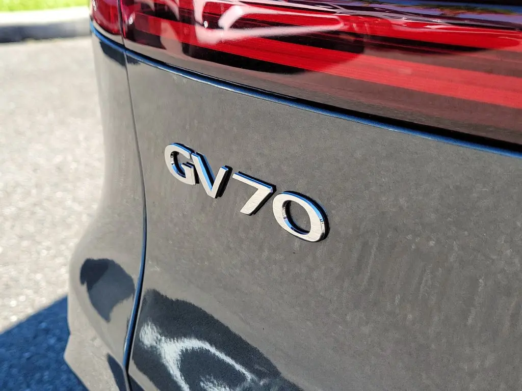 2026 Genesis Gv70 - $64,099