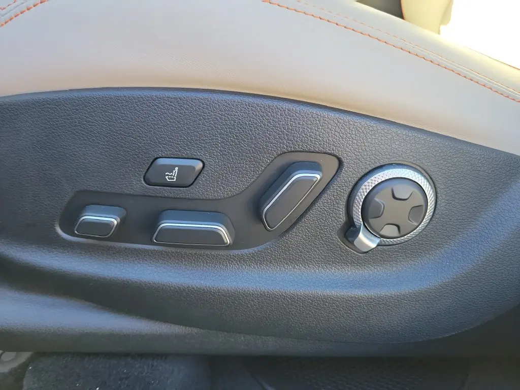 2026 Genesis Gv70 - $64,099