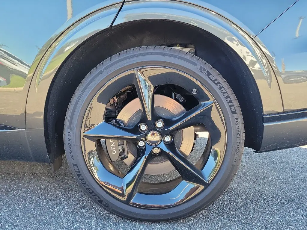 2026 Genesis Gv70 - $64,099