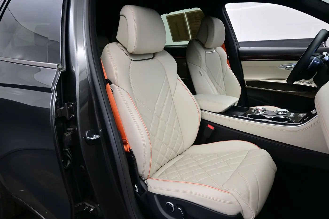 2026 Genesis Gv70 - $62,225