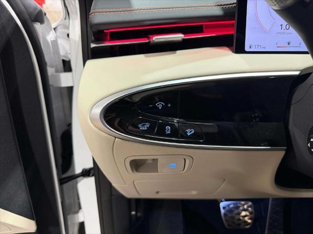 2026 Genesis Gv70 - $64,949