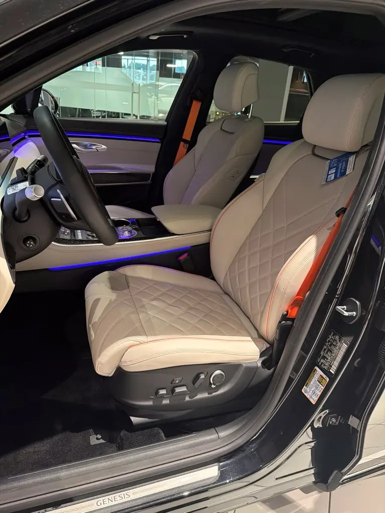 2026 Genesis Gv70 - $65,595