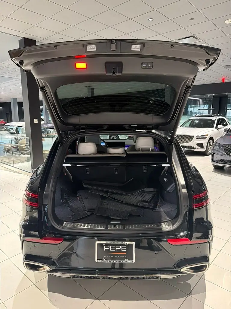 2026 Genesis Gv70 - $65,595