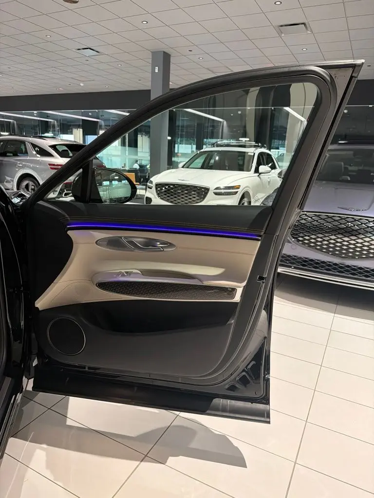 2026 Genesis Gv70 - $65,595