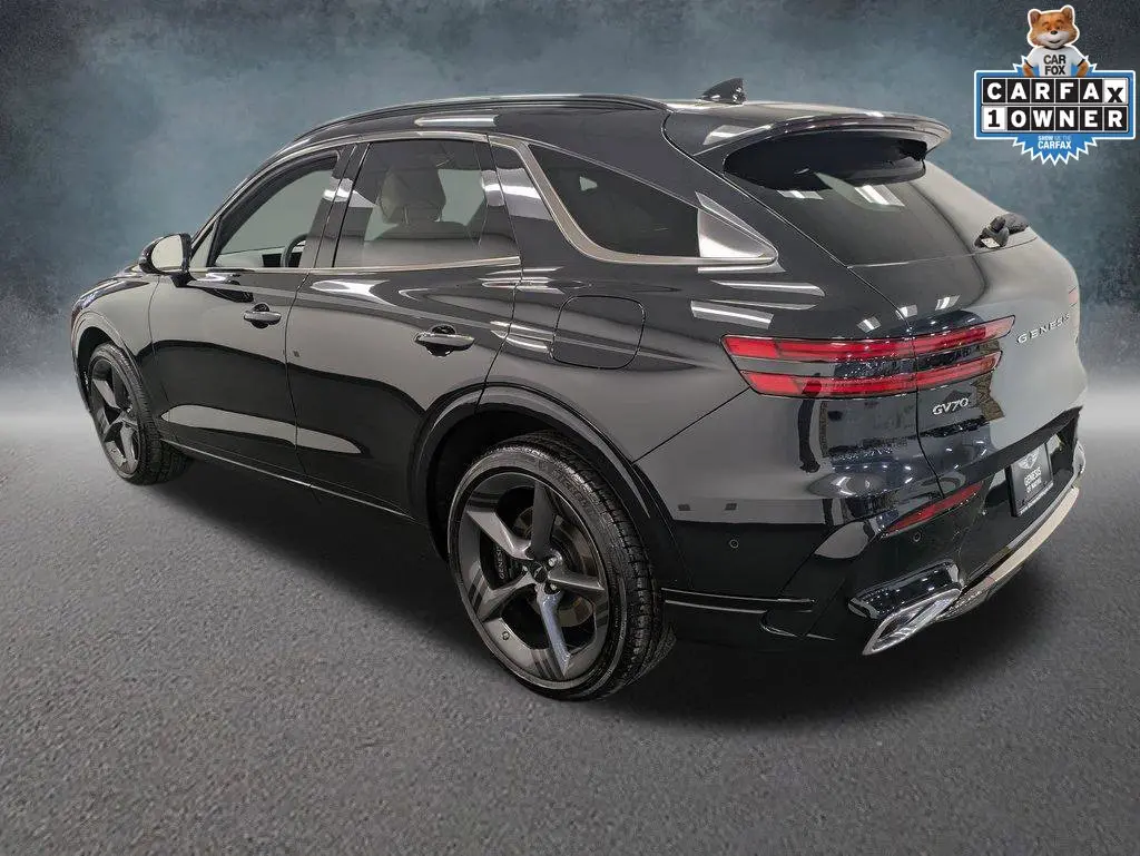 2026 Genesis Gv70 - $61,998