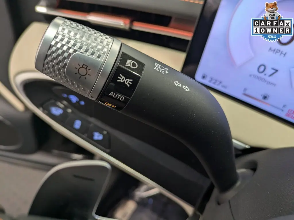 2026 Genesis Gv70 - $61,998