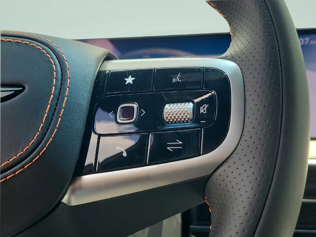2026 Genesis Gv70 - $73,299