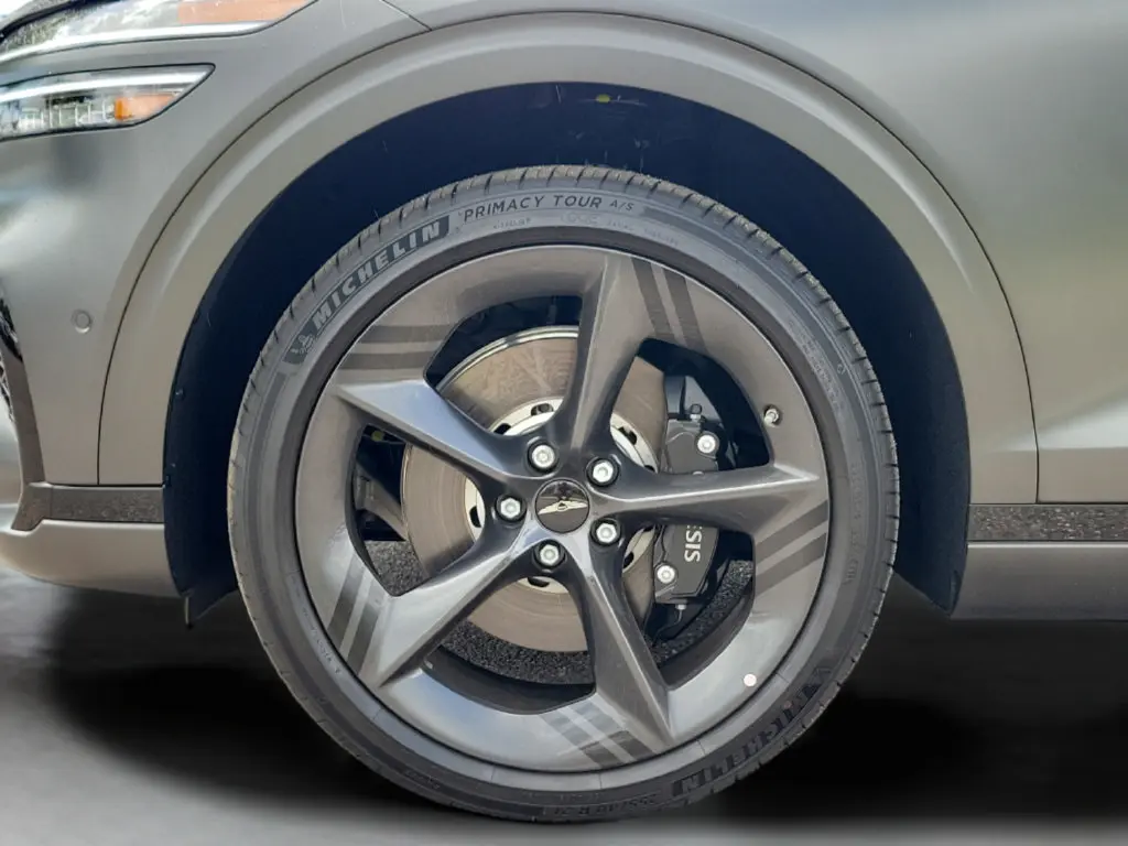 2026 Genesis Gv70 - $73,299