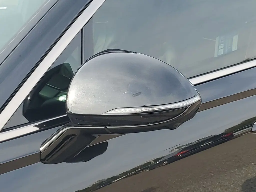 2026 Genesis Gv70 - $68,399