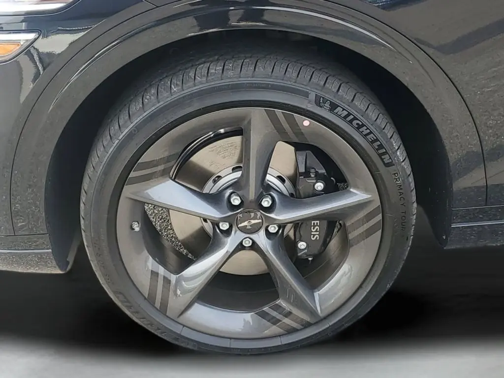 2026 Genesis Gv70 - $68,399