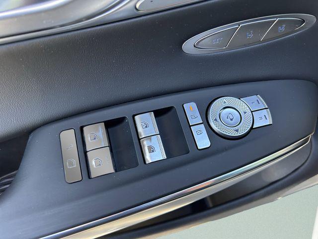 2026 Genesis Gv70 - $60,981