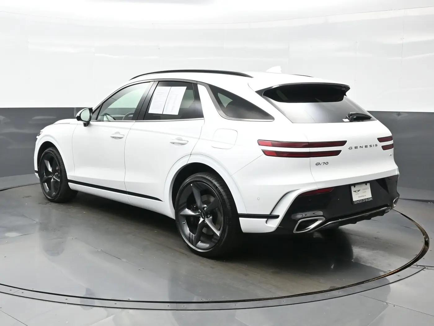 2026 Genesis Gv70 - $53,573