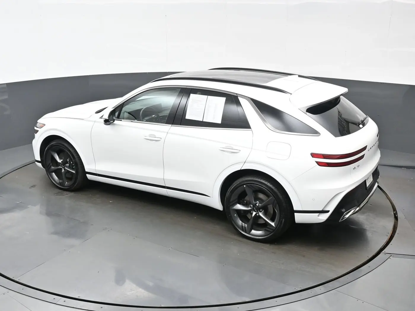 2026 Genesis Gv70 - $53,573