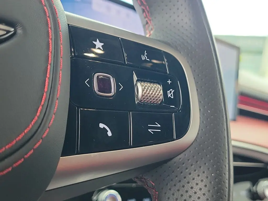 2026 Genesis Gv70 - $55,899