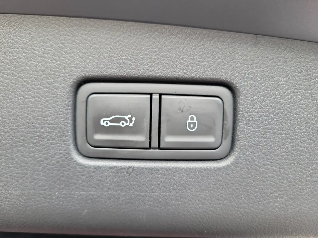 2026 Genesis Gv70 - $55,799