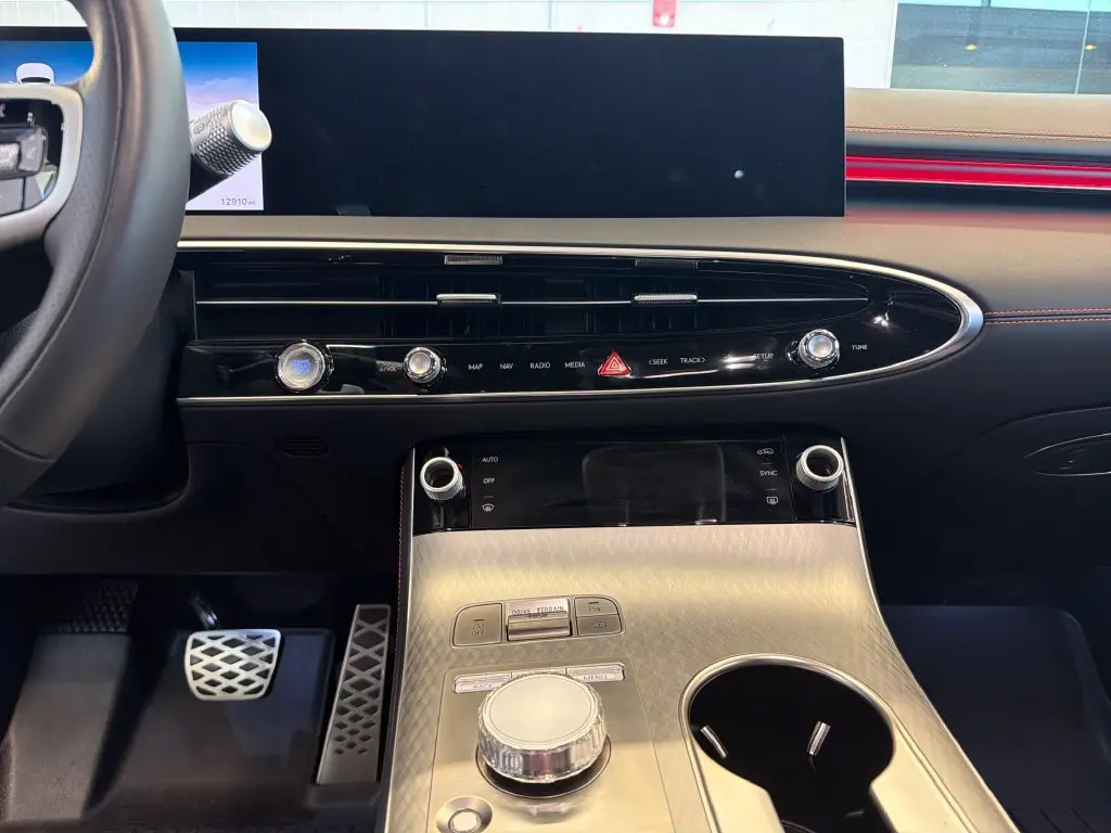 2026 Genesis Gv70 - $53,900