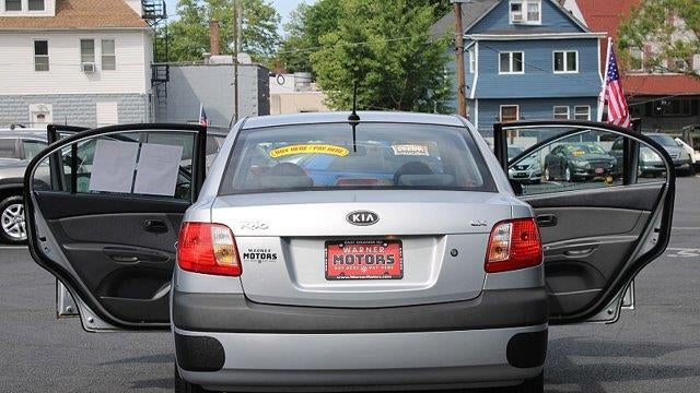 2009 Kia Rio Base