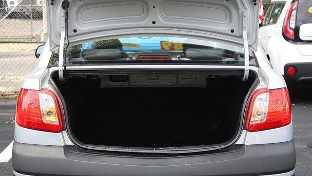 2009 Kia Rio Base