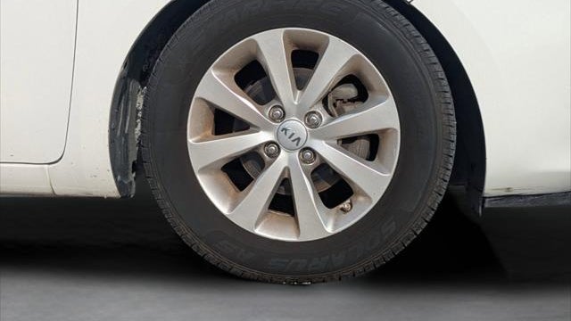 2013 Kia Rio 5-Door LX