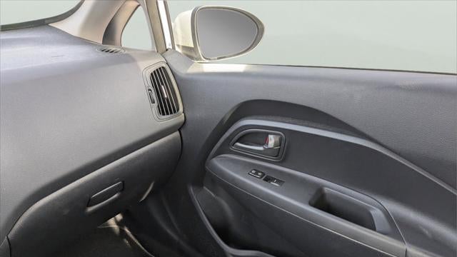 2013 Kia Rio 5-Door LX