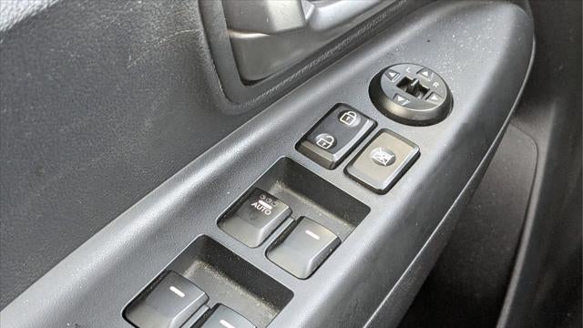 2013 Kia Rio 5-Door LX